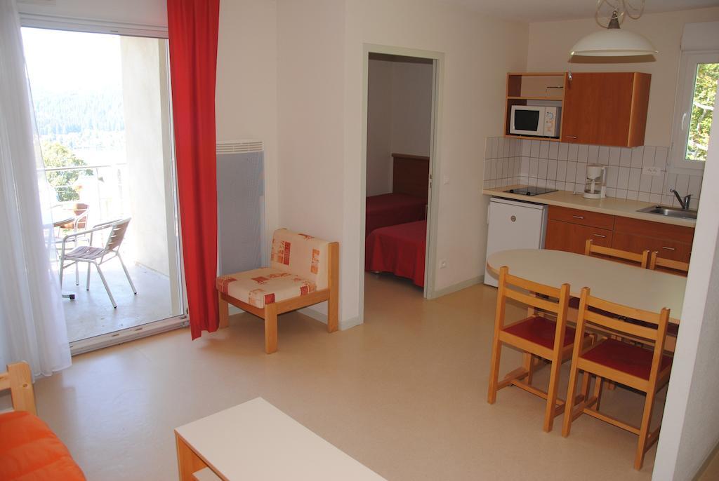 Le Herbau Gerardmer Phòng bức ảnh